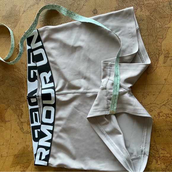 Under Armour Women's Pink Shorts - Picture 6 of 10